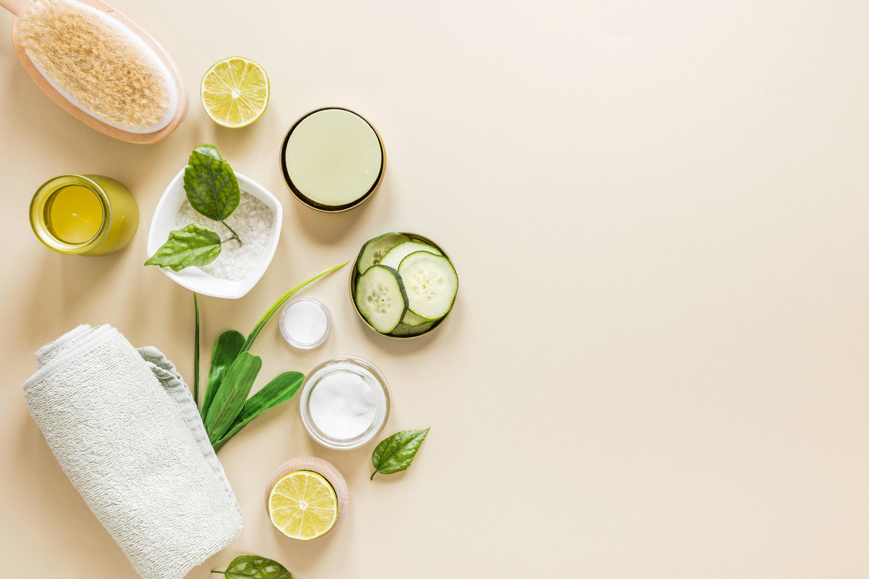 קרם פנים טבעי מומלץ - לחות לעור, ללא כימיקלים: המדריך המלא